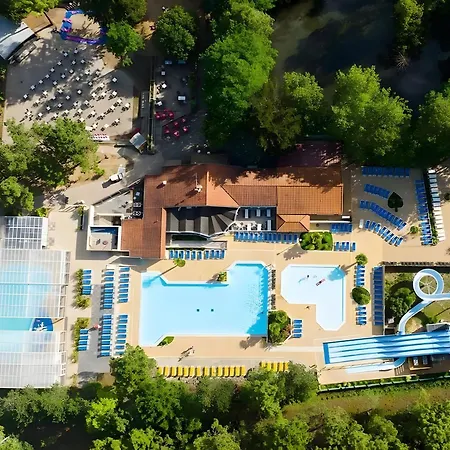 Holiday home Mobil A St Jean Des Monts *